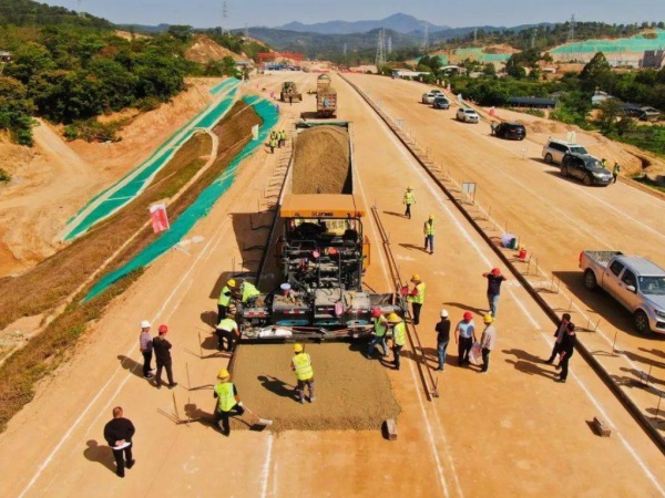 吕梁高速公路